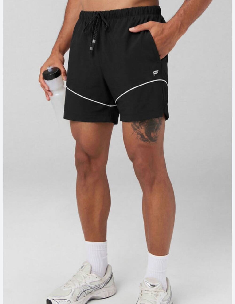 NWT Fabletics Men's The One Short 7" Inseam Black Classic White Size M